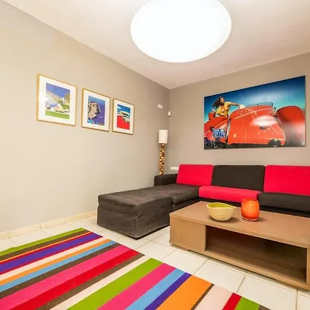 Villa De 4 Chambres Avec Piscine Privee Et Jardin Amenage A Zonza Villa *
